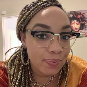 Meet your Posher, Tamika